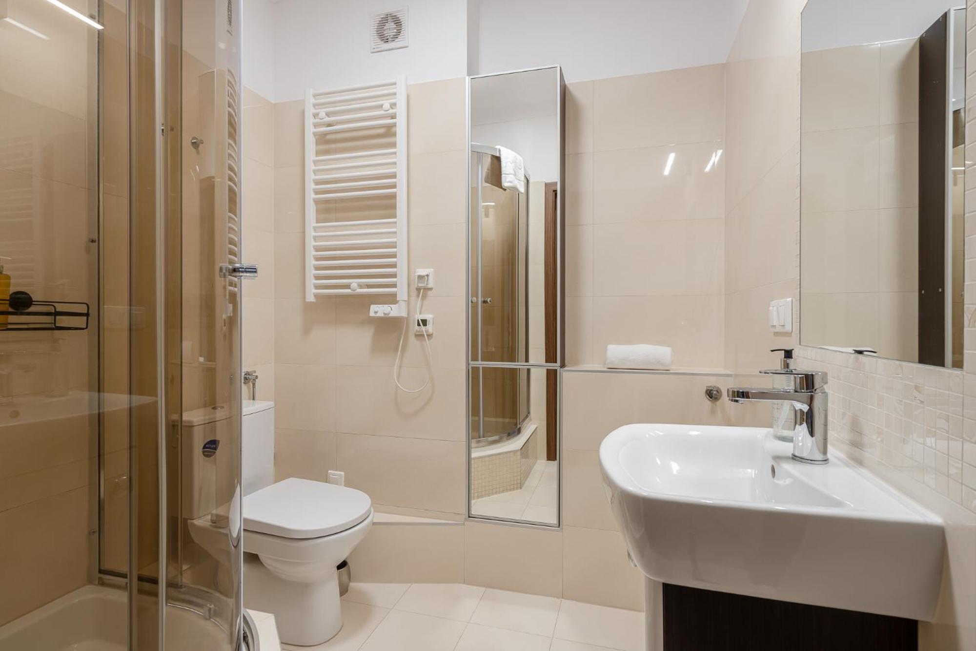Rentplanet - Apartamenty Cybulskiego II Вроцлав Екстер'єр фото
